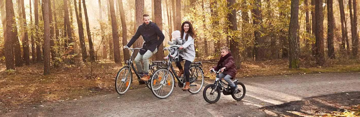 Tips voor veilig fietsen met kinderen in de herfst